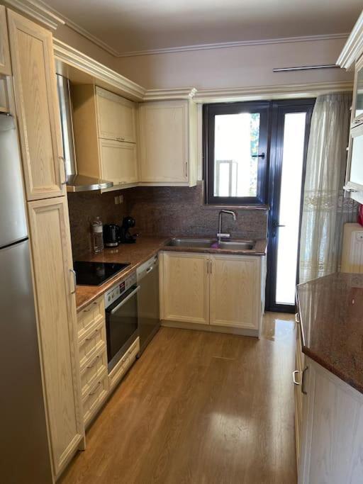 Luxury Apartment In Nafpaktos Buitenkant foto