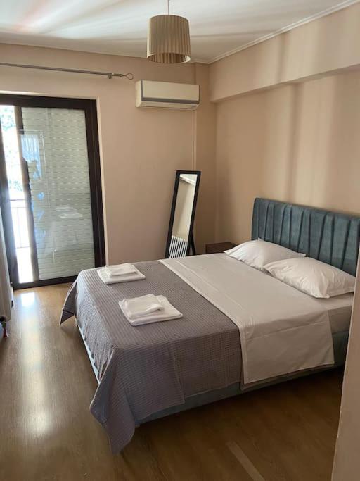 Luxury Apartment In Nafpaktos Buitenkant foto