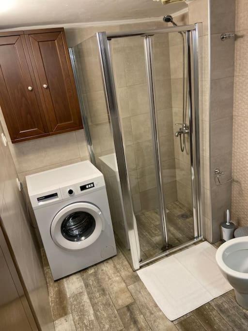 Luxury Apartment In Nafpaktos Buitenkant foto