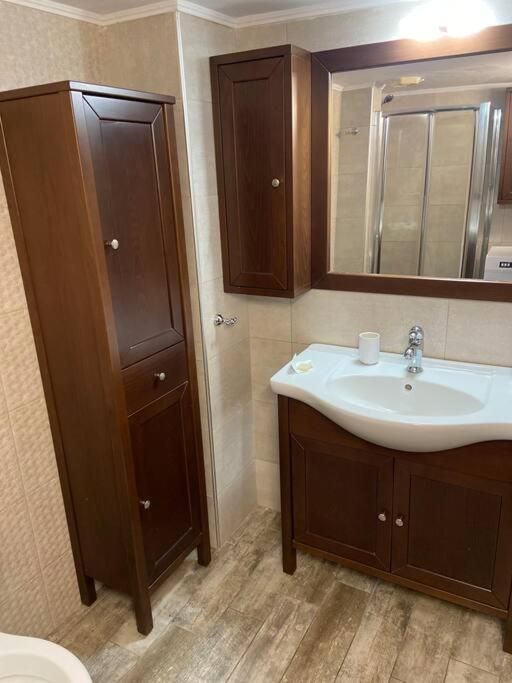 Luxury Apartment In Nafpaktos Buitenkant foto